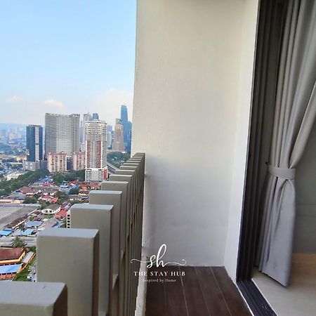 شقة The Luxe Klcc View Sky Pool كوالالمبور المظهر الخارجي الصورة