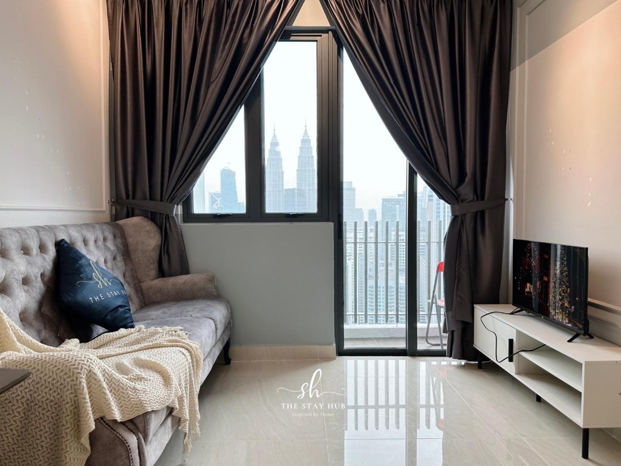 شقة The Luxe Klcc View Sky Pool كوالالمبور المظهر الخارجي الصورة