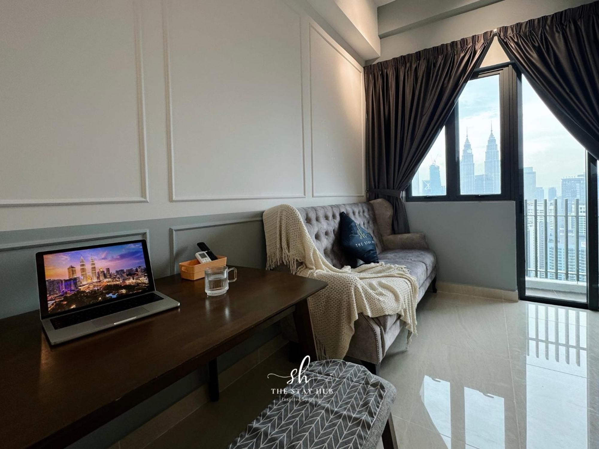 شقة The Luxe Klcc View Sky Pool كوالالمبور المظهر الخارجي الصورة