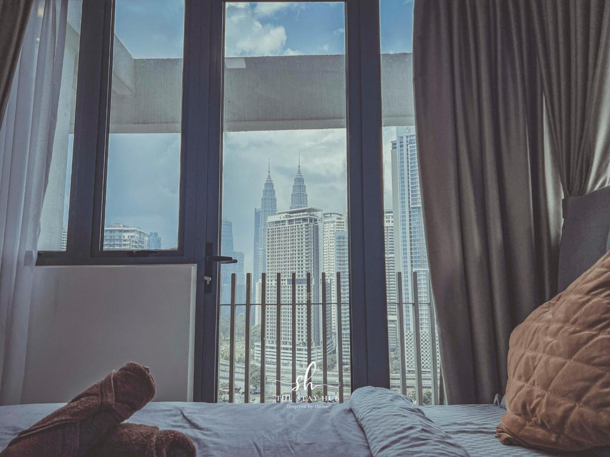 شقة The Luxe Klcc View Sky Pool كوالالمبور المظهر الخارجي الصورة