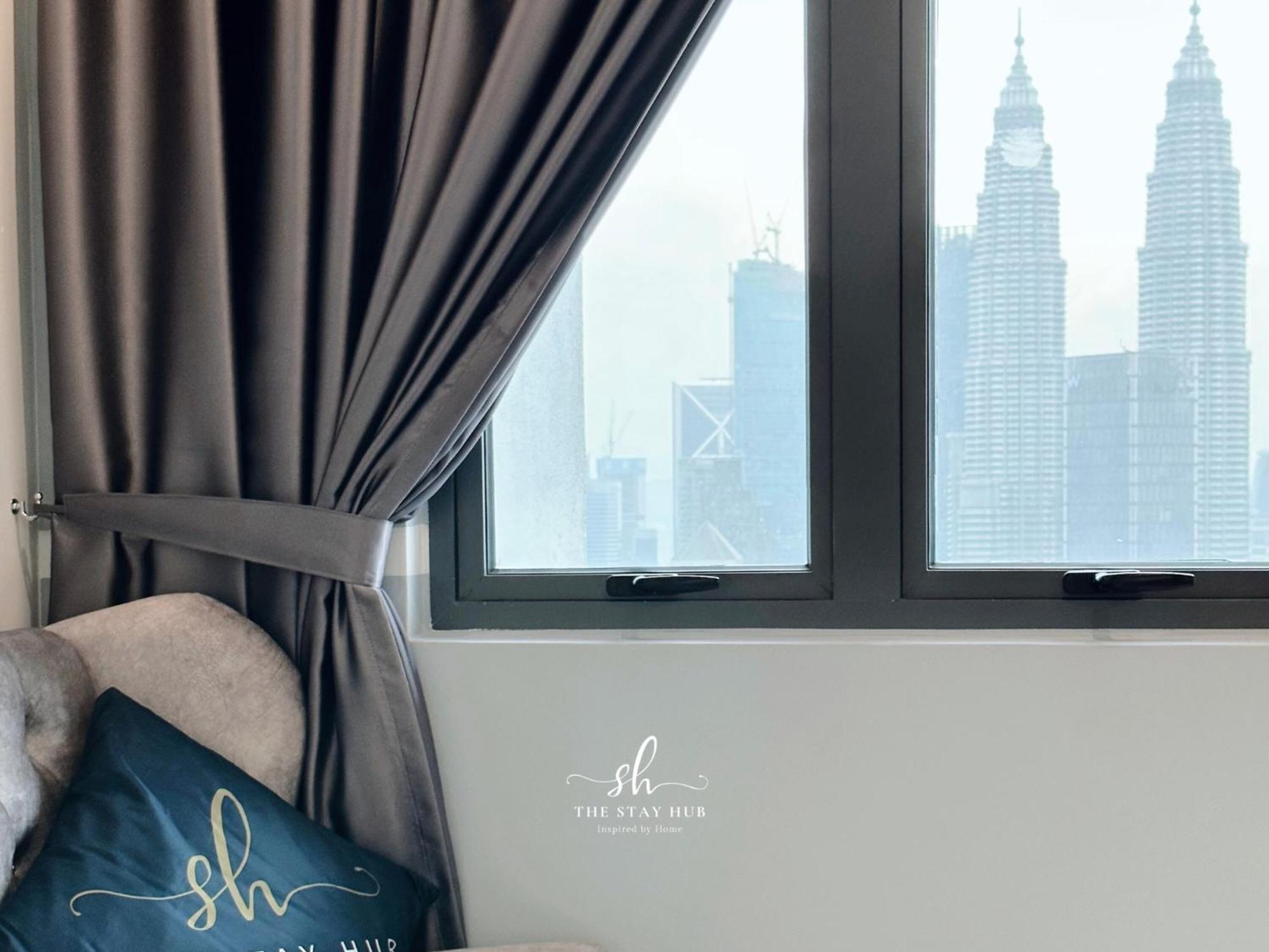 شقة The Luxe Klcc View Sky Pool كوالالمبور المظهر الخارجي الصورة