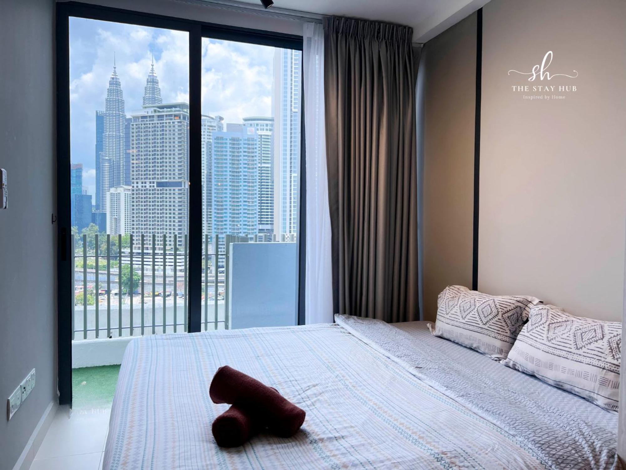 شقة The Luxe Klcc View Sky Pool كوالالمبور المظهر الخارجي الصورة