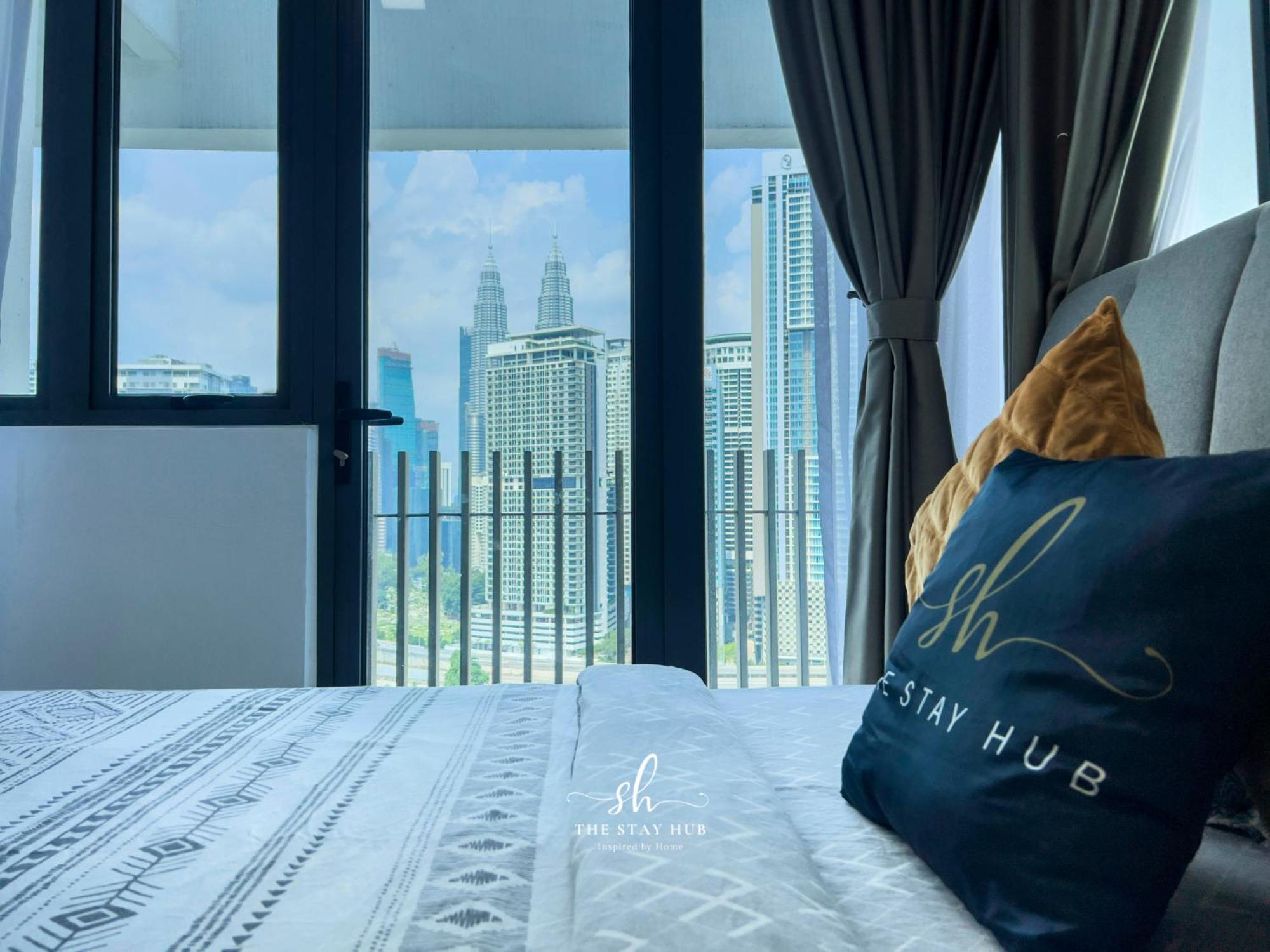 شقة The Luxe Klcc View Sky Pool كوالالمبور المظهر الخارجي الصورة