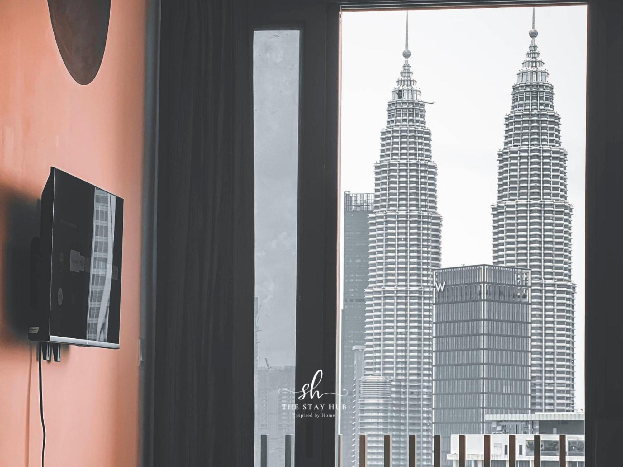 شقة The Luxe Klcc View Sky Pool كوالالمبور المظهر الخارجي الصورة